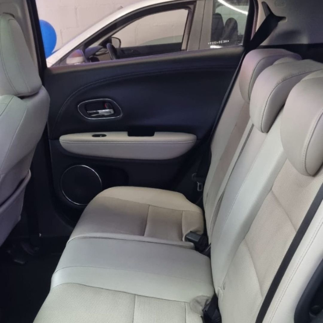 HR-V BWJ4I94 7