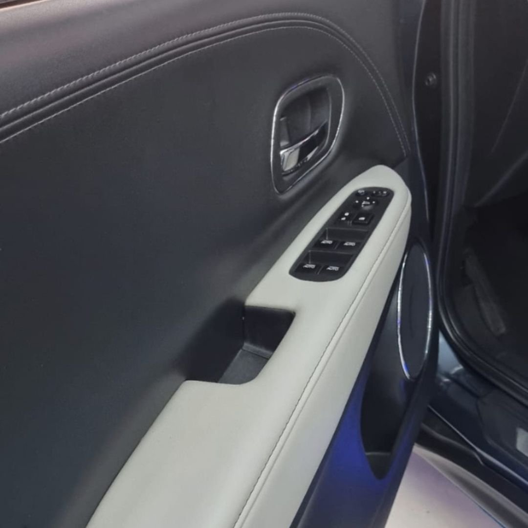 HR-V BWJ4I94 8