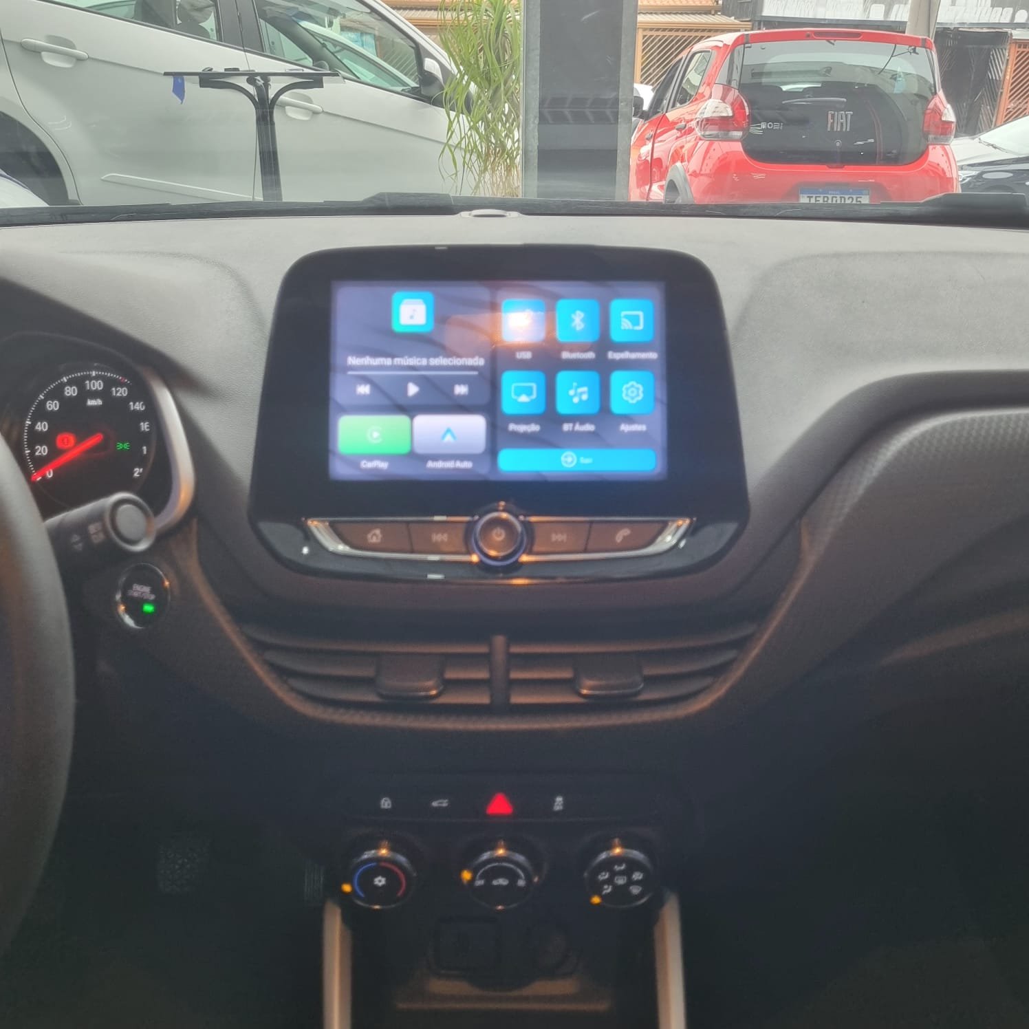 Onix Plus RVY4B24 11