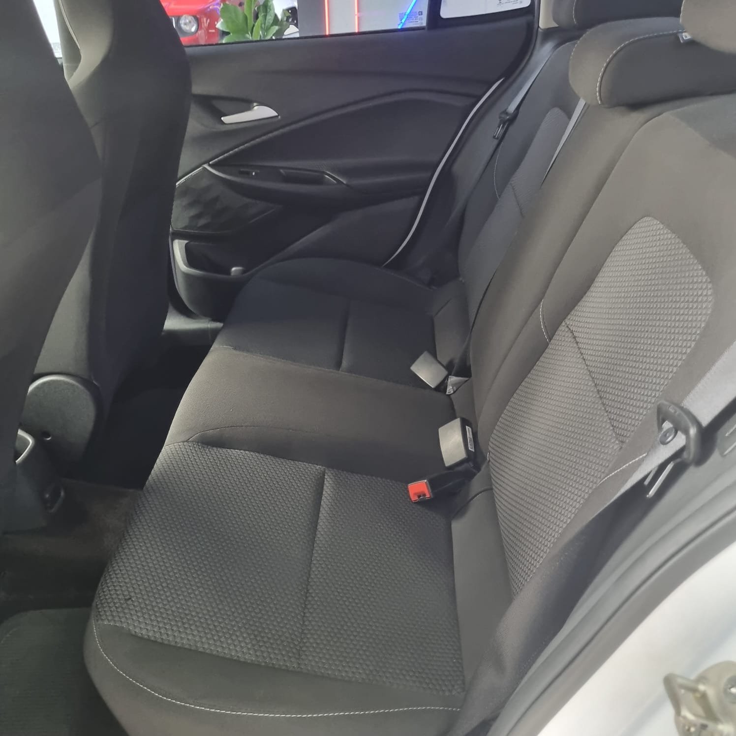 Onix Plus RVY4B24 7